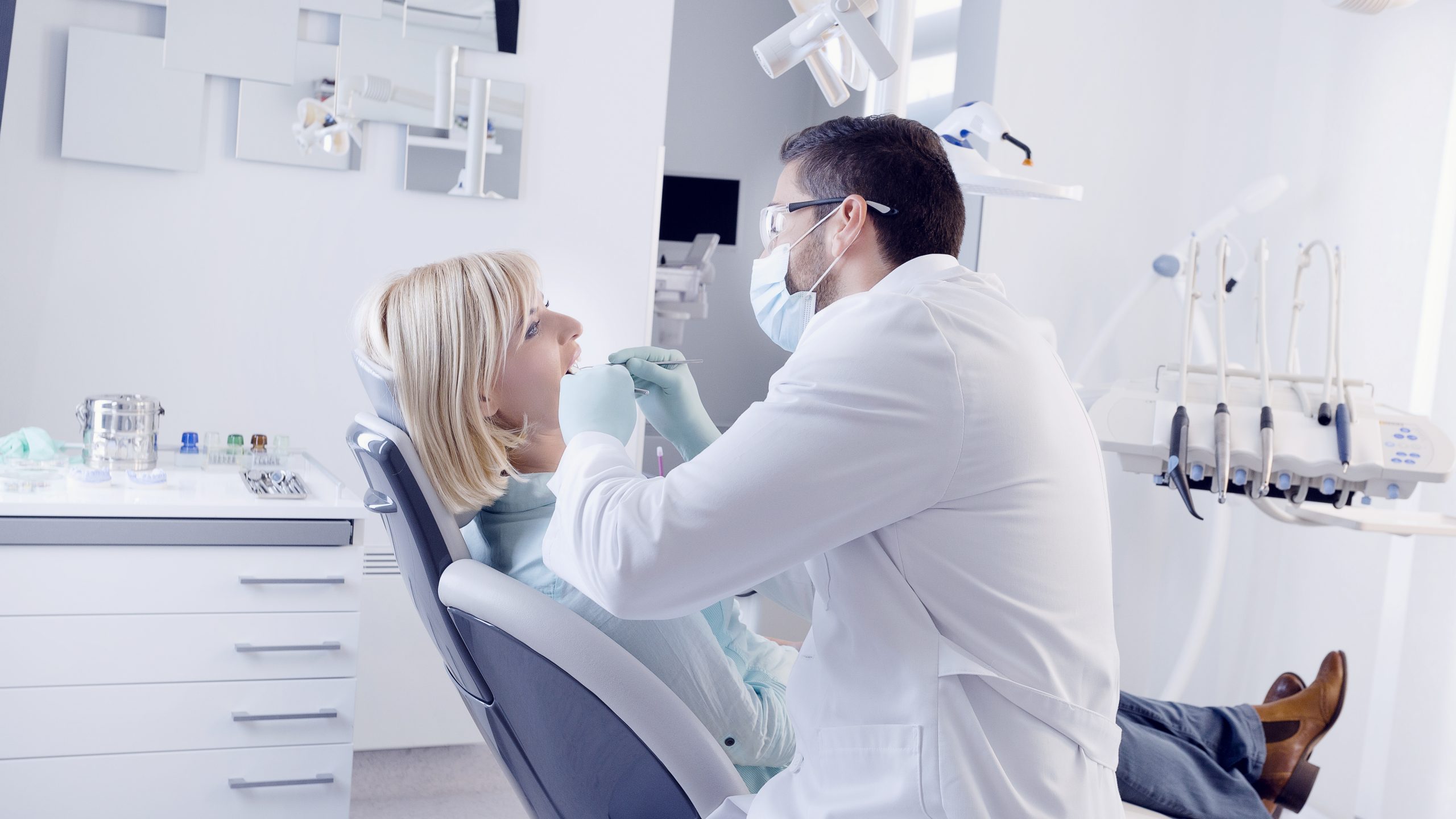 Dentist in Dilley, TX